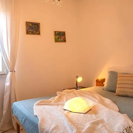 500mt By The Sea - *